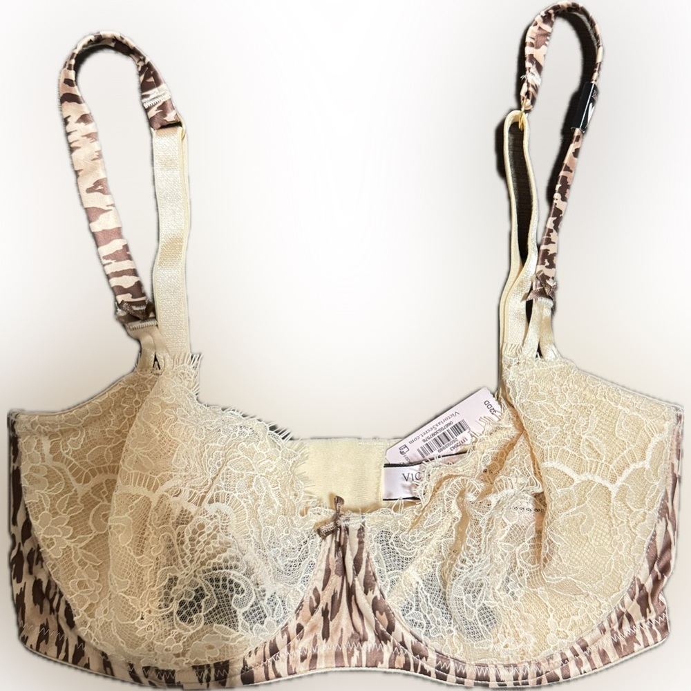 Victoria Secret Push Up Bra Without padding